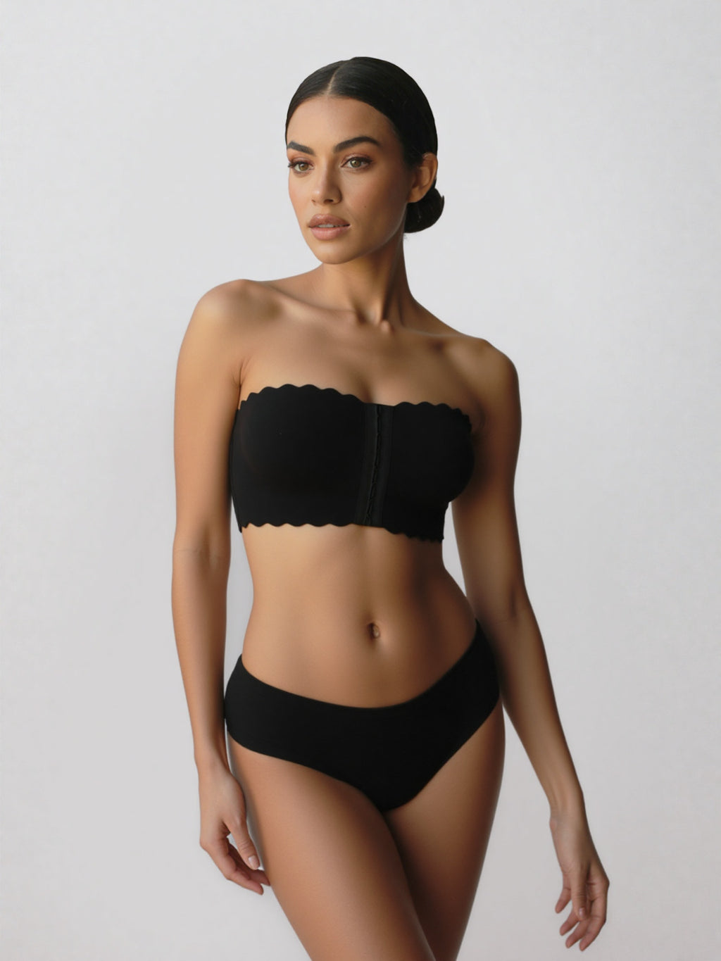 Hot Girl front-clasp push-up ruffled tube top